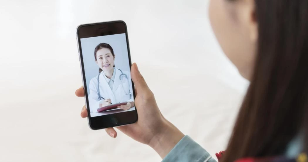 地域外のリソースも活用して住民と医療従事者を守る。