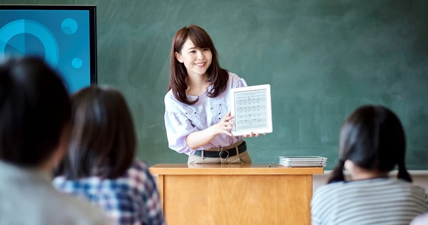 臨場感を高める授業の配信で多様な学びや交流を育む。